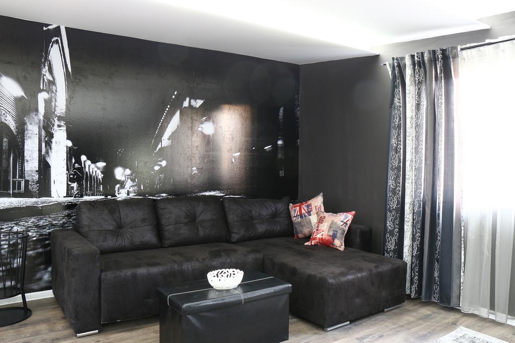 Old Corner Apartments Сараево Стая снимка